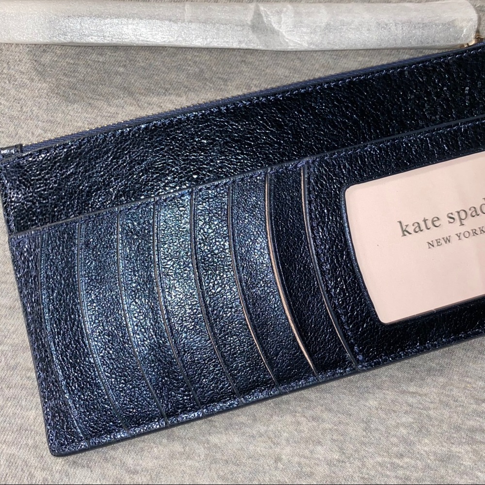 🔴SOLD🔴 Kate Spade Spencer Metallic Wristlet - Picture 3 of 12